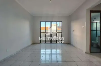 Apartamento 02 dormitórios sendo 01 suíte, campo grande, 79m², portaria 24h , vaga demarcada, r$550.000,00