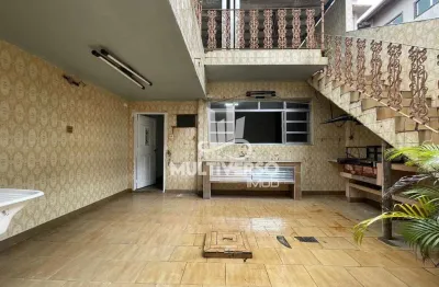 Sobrado à venda, 4 quartos no bairro campo grande em santos