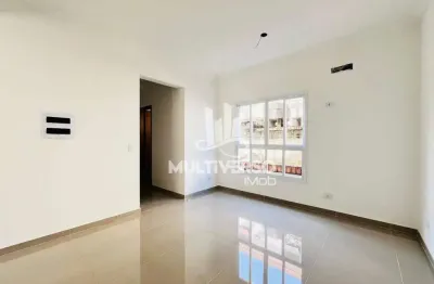 Casa villagio 2 suítes com quintal e garagem fechada no marapé em santos