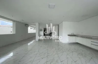 Loja para aluguel, no bairro ponta da praia em santos