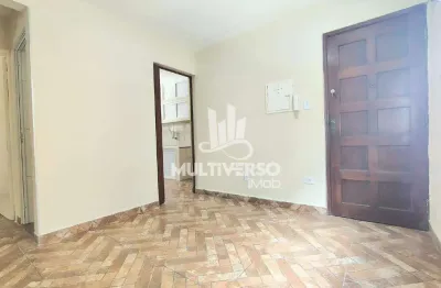 Apartamento 02 dormitórios , aparecida, 48m², reformado , sala ampla , bnh, pr[oximo ao shopping, r$277.000,00
