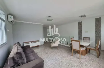 Casa Sobreposta Duplex à venda no Embaré - a 4 quadras da praia!!!