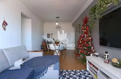 Apartamento Amplo com Vista Livre – 2 Dormitórios, 3º Andar – Vaga demarcada - Ponta da Praia, Santos