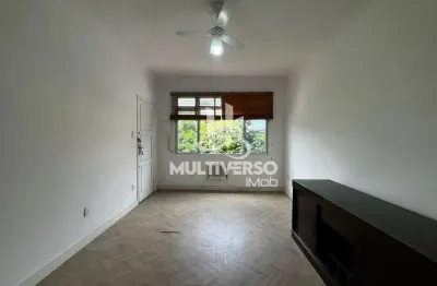 CAMPO GRANDE | 96m² | 3 DORMS | VAGA DEMARCADA | 2º ANDAR SEM ELEVADOR | Ótimo Estado!