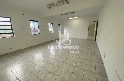 Casa Comercial para Aluguel em Vila Mathias, Santos — 350 m², 10 Salas e 5 Banheiros