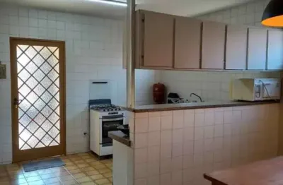 Casa com 3 quartos à venda na Vila Cidade Universitária, Bauru 