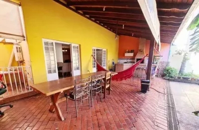 Casa com 4 quartos à venda no Residencial Jardim Jussara, Bauru 