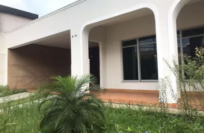 Casa com 3 quartos à venda no Jardim Panorama, Bauru 