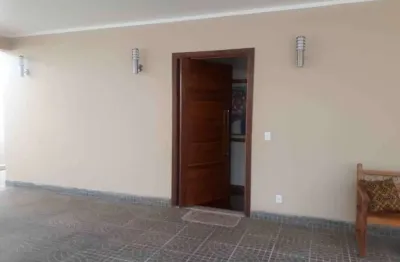 Casa com 3 quartos à venda no Jardim Estoril II, Bauru 
