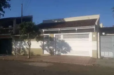 Casa com 3 quartos à venda no Jardim Estoril III, Bauru 