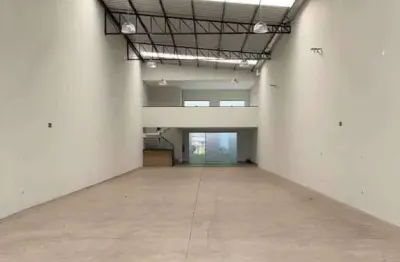 Imóvel ê de ótima construção! bem diferenciado do que existe por aí.