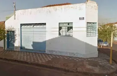 Casa com 2 quartos à venda no Jardim Bela Vista, Bauru 