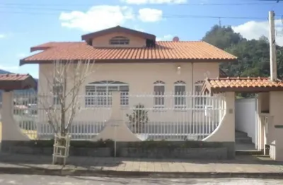 Casa com 4 quartos à venda no Jardim Nova Lindóia, Águas de Lindóia 