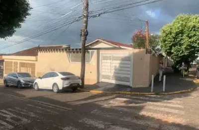 Casa com 3 quartos à venda na Vila Pacífico, Bauru 