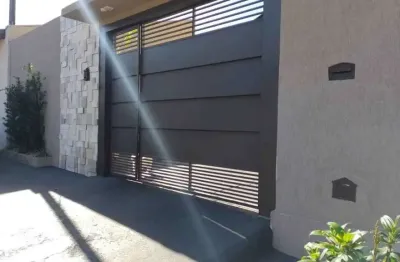 Casa com 5 quartos à venda na Vila Dutra, Bauru 