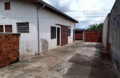 Prédio à venda no Parque Val de Palmas, Bauru 