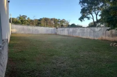 Lindo lote plano e encaixado no condominío colonial ! !