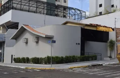 Prédio à venda na Vila Cidade Universitária, Bauru 