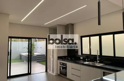 Casa com 3 quartos à venda na Vila Santista, Bauru 