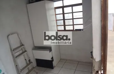 Estacionamento com 363 m² em frente ao preve objetivo
