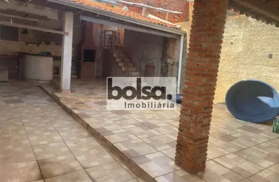 Casa com 5 quartos à venda no Jardim da Grama, Bauru 
