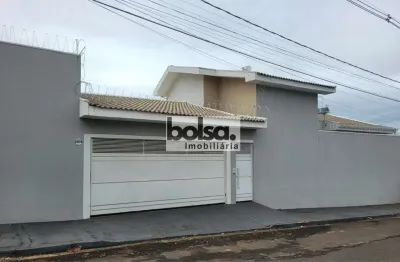 Casa para venda com 218 m² e 3 quartos em parque residencial castelo, bauru - sp