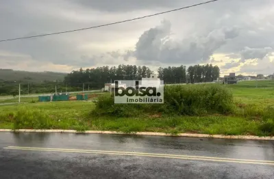 Terreno à venda no Residencial Villa de Leon, Piratininga 