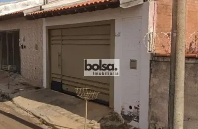 Casa com 3 quartos à venda na Vila Nove de Julho, Bauru 
