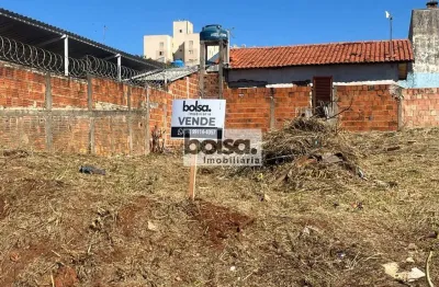 Terreno à venda no Jardim Cruzeiro do Sul, Bauru 