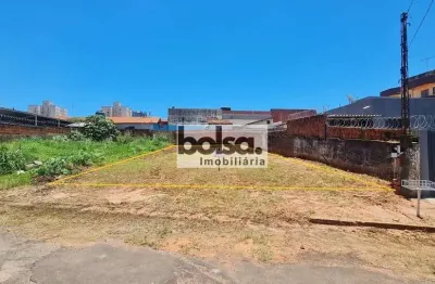 Terreno à venda no Jardim Cruzeiro do Sul, Bauru 
