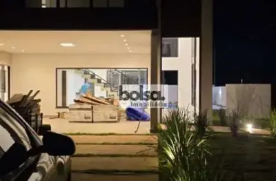 Casa em condominío para venda com 268 m² e 4 quartos em centro, pardinho - sp