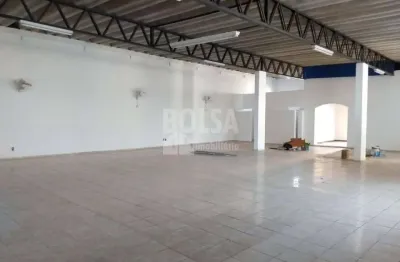 Barracão excelete para comercio e industria, com escritório, acesso para dua ruas