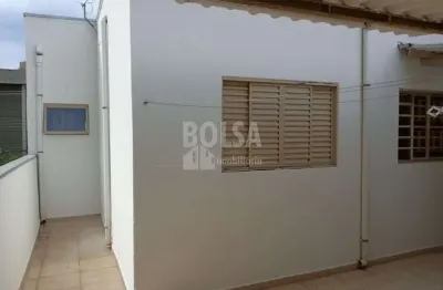 Casa com 2 quartos para alugar na Vila Mesquita, Bauru 