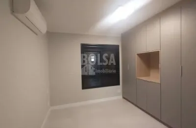 Lindo apartamento com varanda gourmet ,andar alto ! zona sul