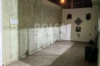 Casa com 3 quartos para alugar na Vila Popular, Bauru 