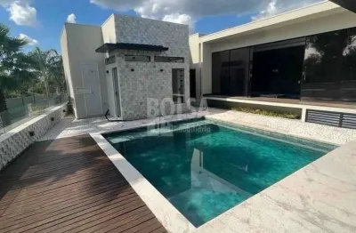 Casa com 5 quartos para alugar no Residencial Villaggio III, Bauru 