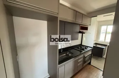 Apartamento com 3 quartos para alugar na Vila Santo Antônio, Bauru 