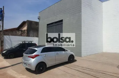 Barracão / Galpão / Depósito para alugar no Parque Roosevelt, Bauru 