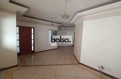 Casa com 5 quartos para alugar na Vila Souto, Bauru 
