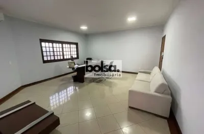 Casa com 3 quartos para alugar no Centro, Pederneiras 