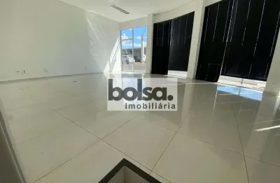 Casa com 3 quartos para alugar na Vila Cidade Universitária, Bauru 