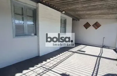 Casa com 3 quartos para alugar na Vila Santa Maria, Piratininga 