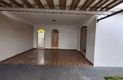 Casa com 3 quartos para alugar no Jardim Terra Branca, Bauru 