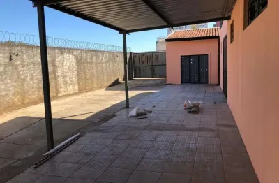 Prédio para alugar no Jardim Contorno, Bauru 