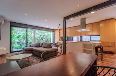 Casa em condomínio fechado com 3 quartos para alugar na Rua Joaquim José Esteves, 50, Santo Amaro, São Paulo por R$ 25.000