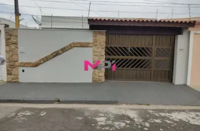 Casa a venda com edícula no bairro jardim pacaembu - jundiaí/sp. 139 metros. quintal com churrasqueira.