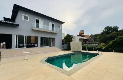 Casa alto padrão para locação com 4 dormitórios e piscina no bairro medeiros, jundiaí, sp