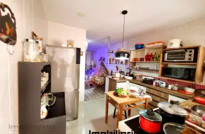 Casa com 3 quartos à venda na Rua J&#250;lia Bellini Bertaglia, Residencial Vila Romana, Londrina