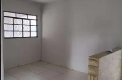 Oportunidade: casa com 2 dormitórios no maria cecília