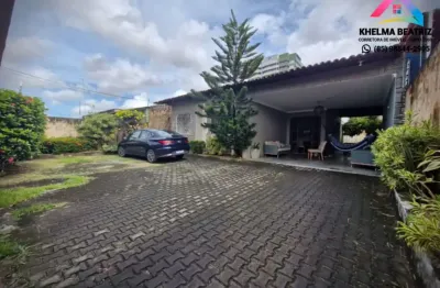 Vendo casa toda solta com 3 suítes + gabinete, amplo recuo e quintal, na parquelândia